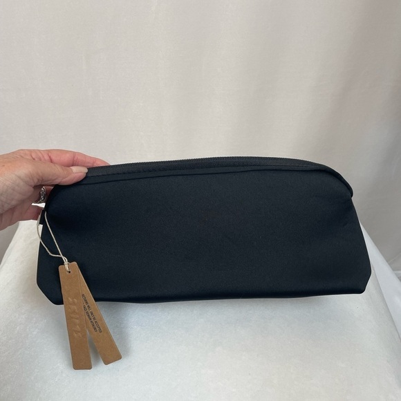 Skins neoprene case W/O shapeware - Picture 8 of 8